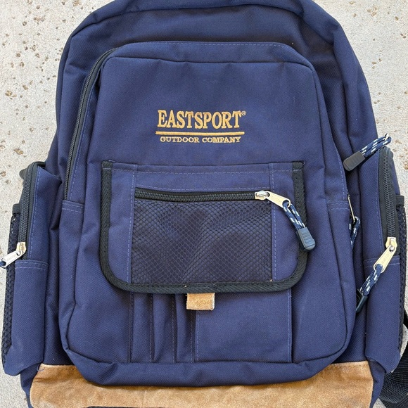 EASTSPORT Outdoor Company Large Backpack Navy Blue with Leather Accents - Picture 3 of 8